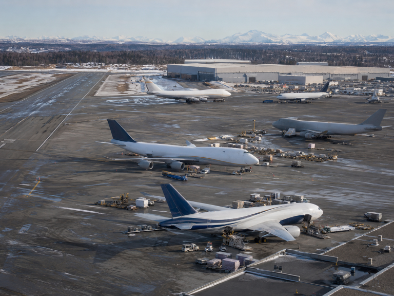 Airport transpacific cargo market analysis